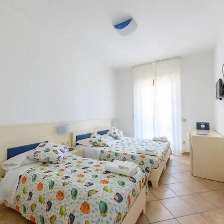 Anna Lungomare Bed and Breakfast