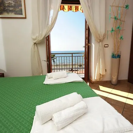 Bed and Breakfast Anna Lungomare